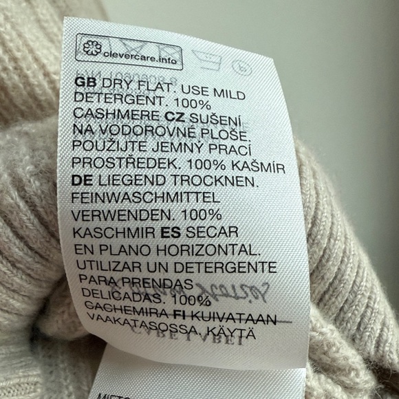 & Other Stories Cashmere Turtleneck